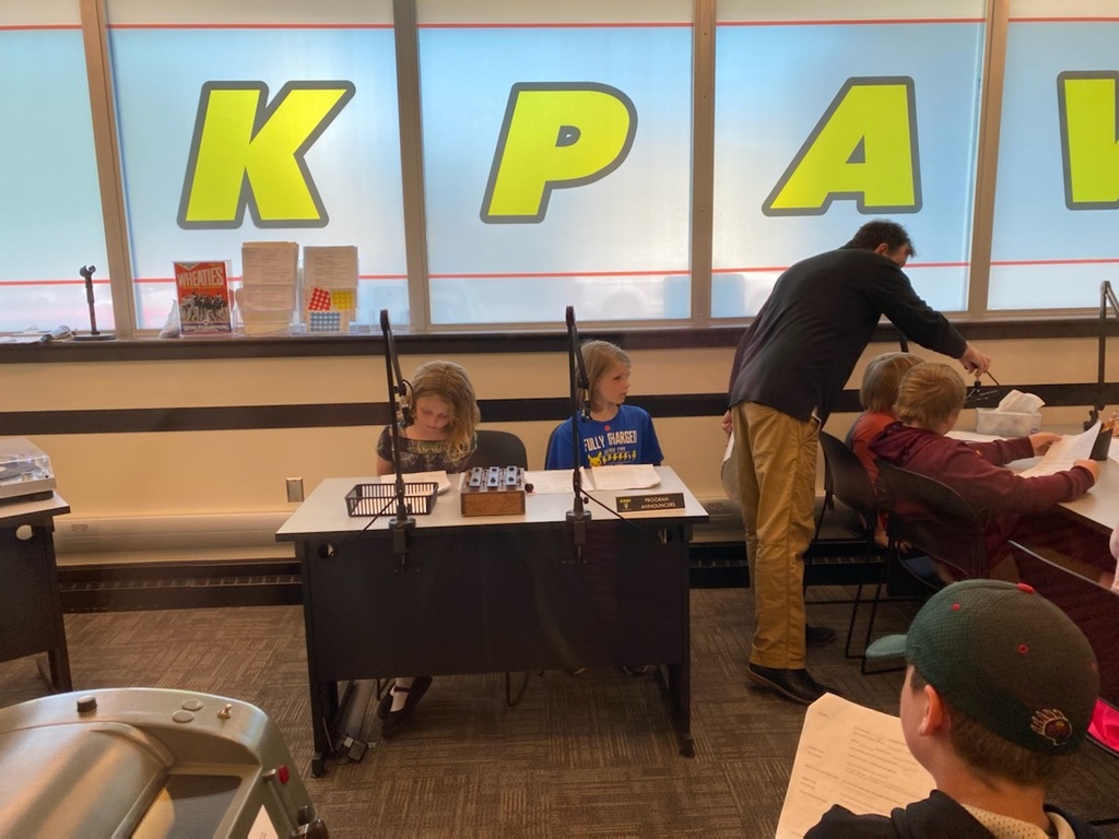 MNCS Elementary students visited the KPAV broadcast workshop at the Pavek Museum today!  It was so fun to see science and electronic communication come alive and on the air!
